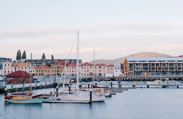 Somerset On The Pier Hobart Hobart Reviews Photos Room Rates