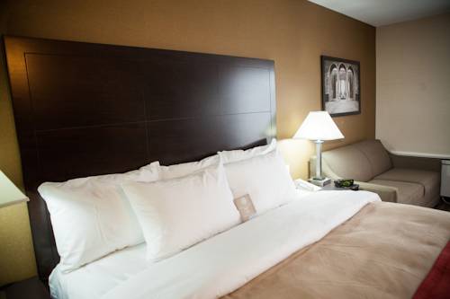 Comfort Inn Fort Erie A 3 Star Rated Hotel In Anjou Cleartrip