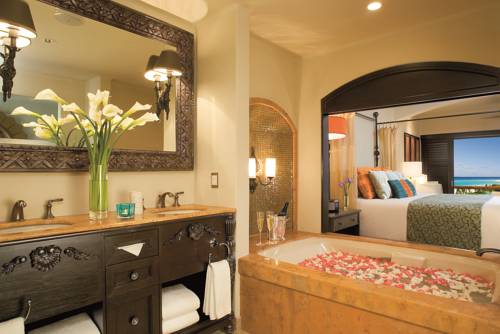 Coupons for couples resorts