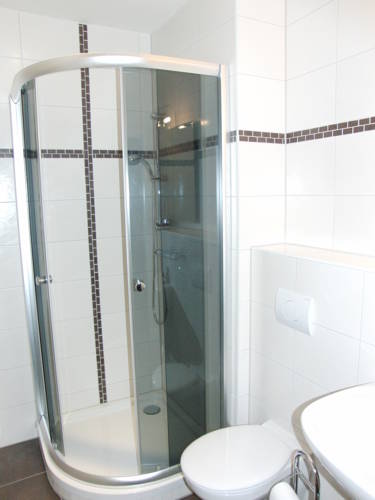 Hotel Zur Sonne, Ilmenau. Use Coupon Code HOTELS & Get 10% OFF. Hotel Zur Sonne, Ilmenau. Use Coupon Code HOTELS & Get 10% OFF.