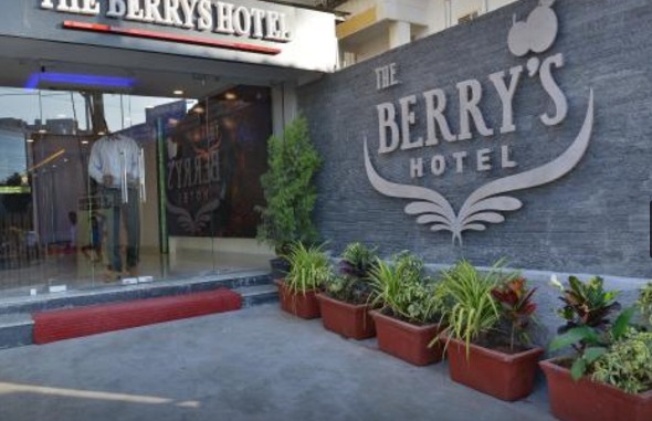 Fabhotel Berrys Marathahalli Bangalore Use Coupon Code Festive Entrance