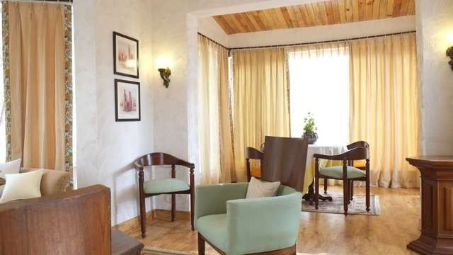 The Bungalows Lake Side Premium Naukuchiyatal Room Rates - 