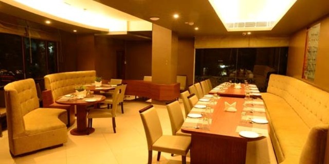 Hotel Shoolin Grand Dead City Room Rates Reviews Deals - 