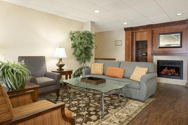 Country Inn Suites By Radisson Port Clinton Oh 13242 45 3760 E State Rd Port Clinton