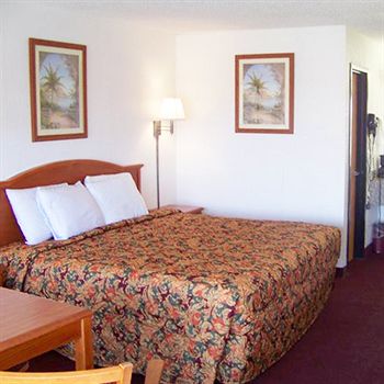 Traveler S Inn Suites Oklahoma City Airport Oklahoma City