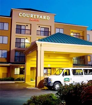 Days Inn Nashville At Opryland Music Valley Drive Use Courtyard Nashville At Opryland