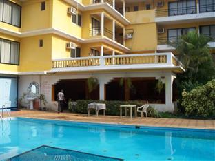 Stay Simple Peninsula Beach Resort Goa Use Coupon Code Festive Swimming Pool