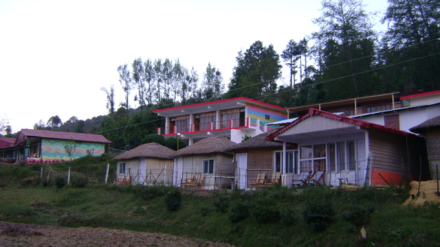 Chevron Mountain Villa, Kausani. Room rates, Reviews & DEALS