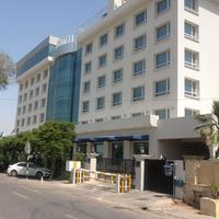 Book 3 Star Hotels In Karachi With Prices Ramada Karachi Creek