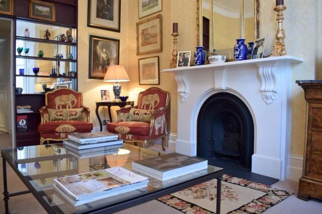 Elegant Apartment In Central Kensington London Use Coupon Code