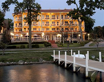 The Cove Of Lake Geneva Use Coupon Stayintl Similar Hotels 913482 40 B