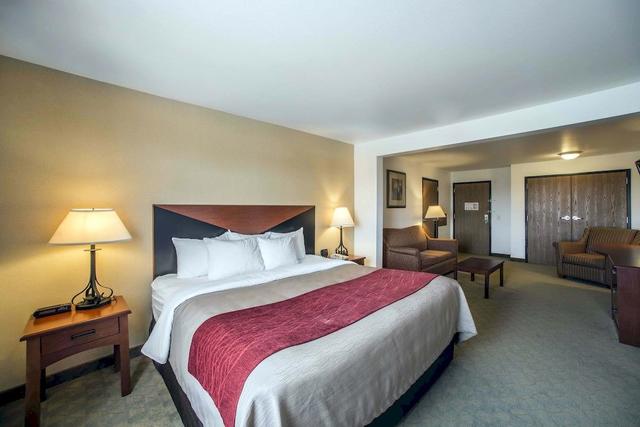 Comfort Inn Suites Greenville Il Reviews Photos Room
