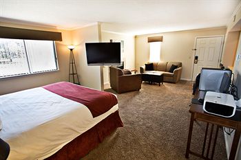 Hotels Clive Ia Rouydadnews Info Sterling Hotel And Suites A 3 Star Rated In West Des Moines