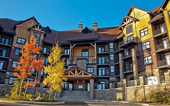 Glacier Mountaineer Lodge Golden Use Coupon Code Stayintl 3785054 17 B
