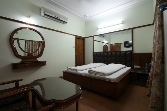 Hotel Naveen Deluxe Meerut Use Coupon Code Hotels Get 10 Off Room