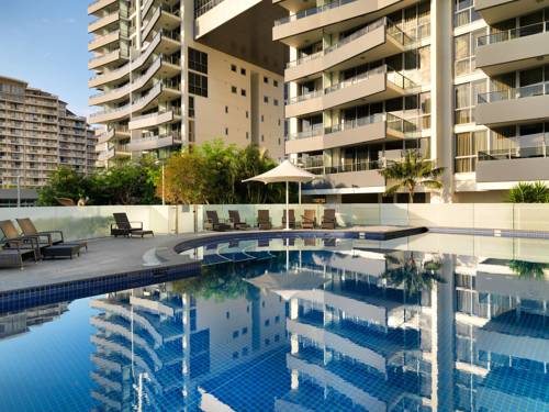 Stay in Brisbane Metro Hotel Marlow Sydney Central is one of the nearest hotels to Capitol Theatre and is in the heart of Sydney’s CBD retail district. Close to Central Station and the light rail system, its location is perfect for short Sydney breaks for business or pleasure.