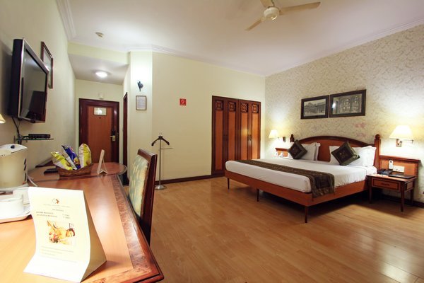 Ducktales webby Hotel Hawa Mahal, Jaipur. Room rates, Reviews & DEALS