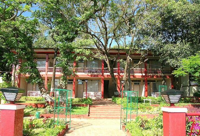 Regal Hotel Matheran Use Coupon Best Get 3 000 Cashback Sadsfsdf Result View Pool Regal Hotel Swimming Balcony Entrance Exterior