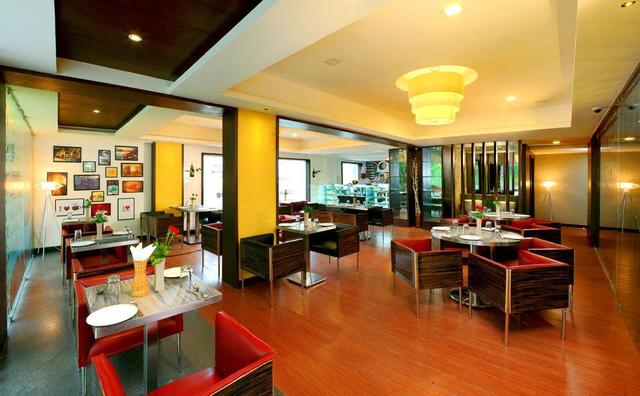 Eastend Munnar Use Coupon Code Hotels Get 10 Off Dining Area