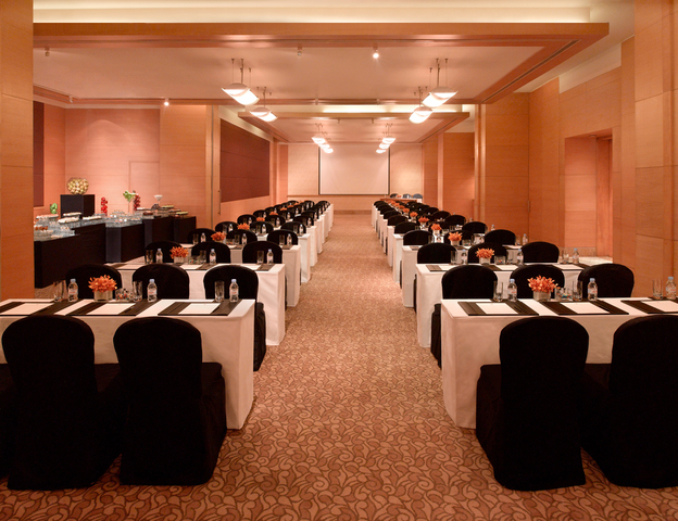 Grand Hyatt Mumbai Use Coupon Code FESTIVE