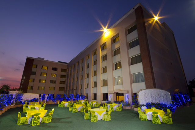 Book 5 Star Hotels In Lucknow And Get Upto 3 000 Cashback 5 Star 3 Of