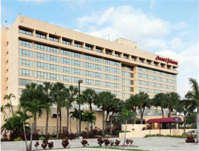 Howard Johnson Plaza Hotel Hialeah Gardens 2806306