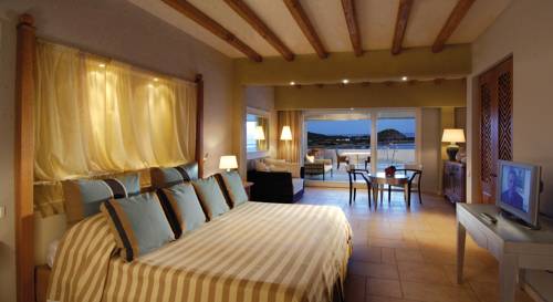 Hotel Laguna Chia Resort Use Coupon Code Stayintl 7918473