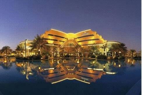Movenpick Hotel Bahrain Manama Reviews Photos Room Rates 3008354