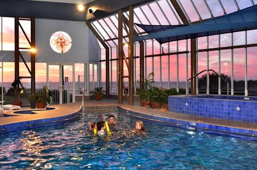 Lighthouse Beach Resort Bunbury Reviews Photos Room Rates Hotel Information