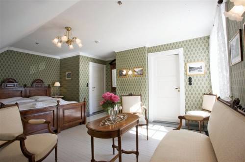 Walaker Hotel Solvorn Reviews Photos Room Rates Hotel View
