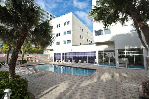 Crystal Beach Suites Hotel Health Club Miami Reviews Photos Hotel Information