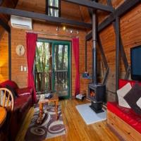 Hotels With Pool In Springbrook Book Springbrook Hotels With Pool
