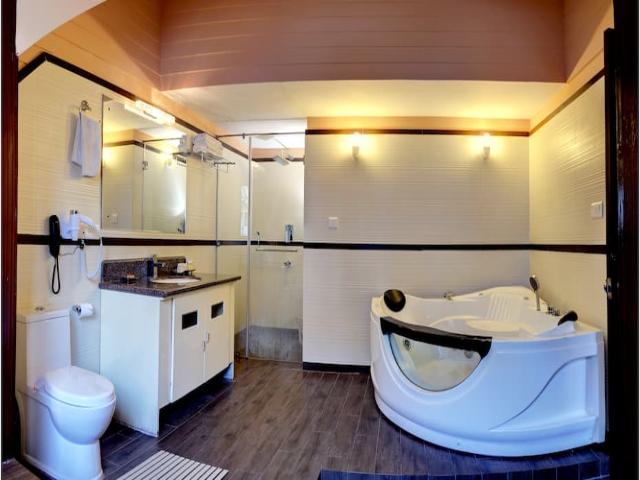 Summit Golden Crescent Resort And Spa Gangtok Use Coupon Code Bathroom