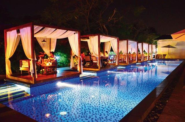 Sinq Party Hotel, Goa. Room rates, Reviews & DEALS