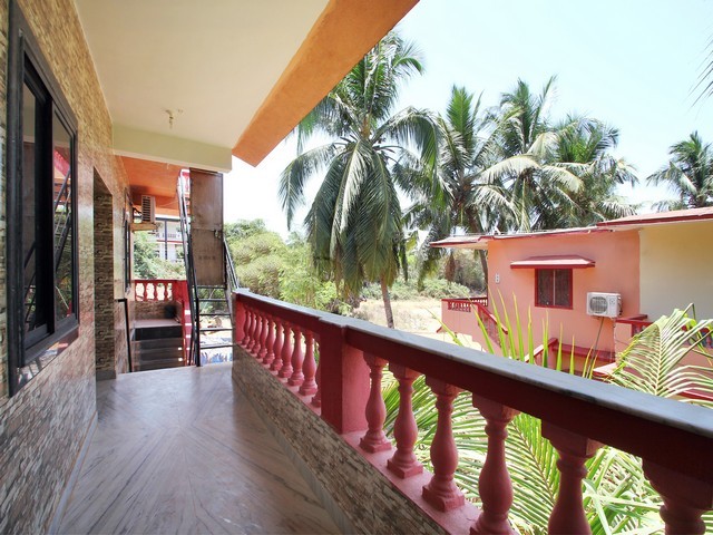 Beach Queen Guest House, Goa. Room rates, Reviews & DEALS