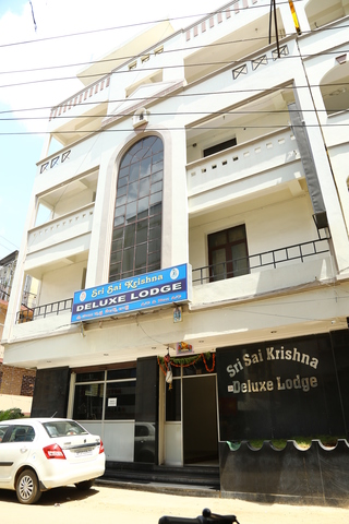 Sri Sai Krishna Deluxe Lodge  Secunderabad  Room rates  Reviews DEALS