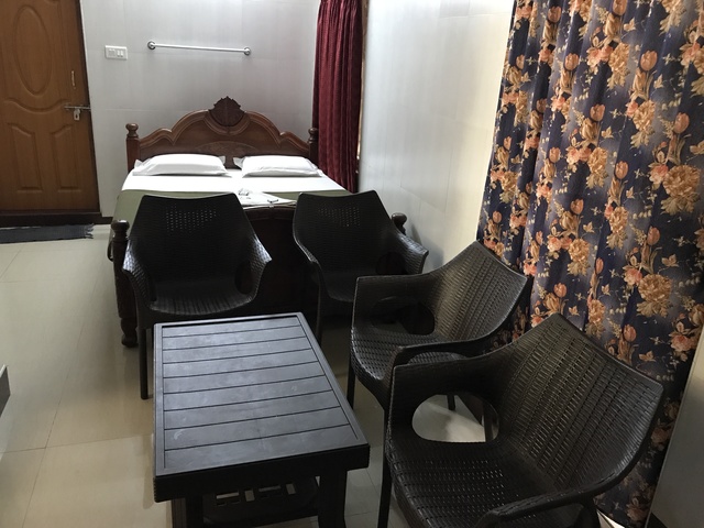 Malar Residencey, Pondicherry. Room rates, Reviews & DEALS