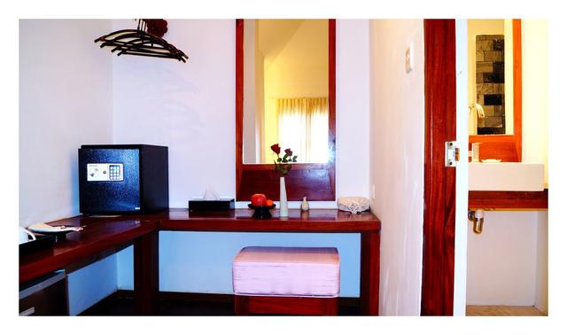 Oasis Hotel Bagan Nyaung U Reviews Photos Room Rates - 