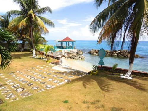 Chrisanns Beach Resort Apt 9 The Paradise Suite Ocho Rios 35978152